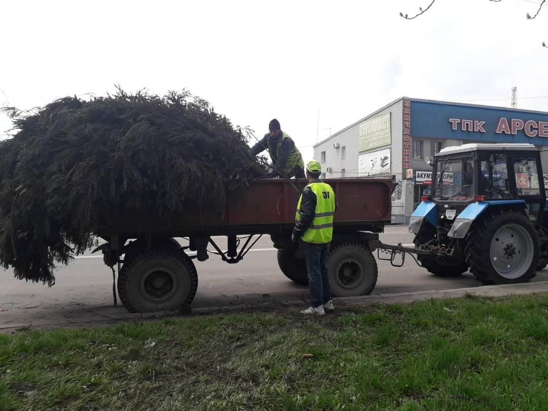 У Рівному тривають роботи з благоустрою У Рівному тривають роботи з благоустрою