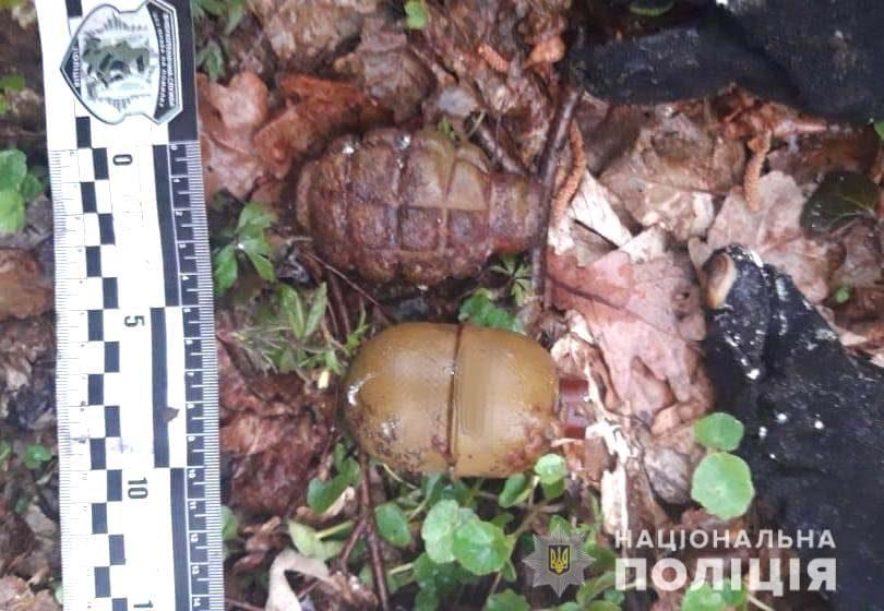 На Рівненщині хлопець знайшов термос з гранатою усередині