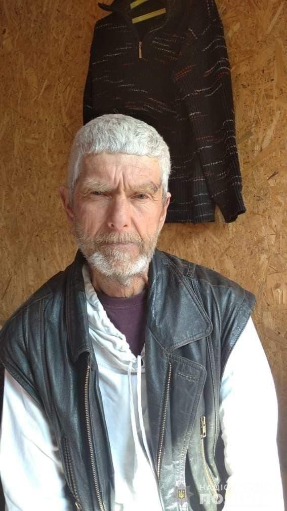 У Рівному поліцейські встановлюють особу померлого чоловіка