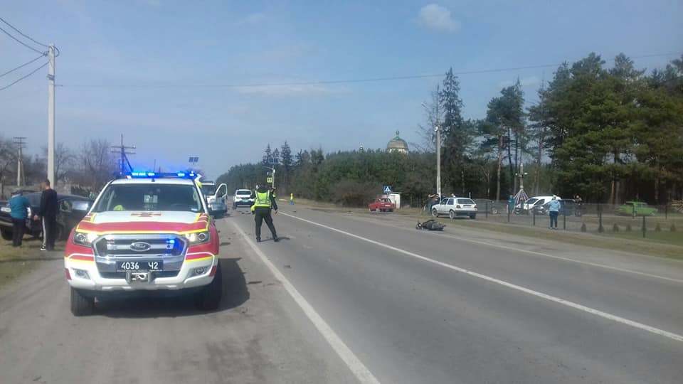 На Дубенщині в ДТП загинув скутерист