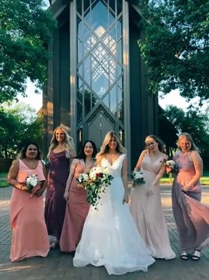 Наречена запросила на весілля лише незнайомок: що з цього вийшло