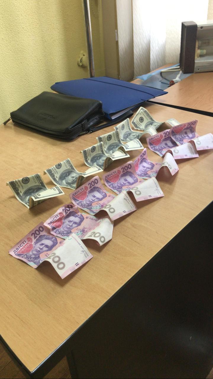 ​​Взяла хабар за здачу іспитів – суд визнав винною викладачку ВНЗ