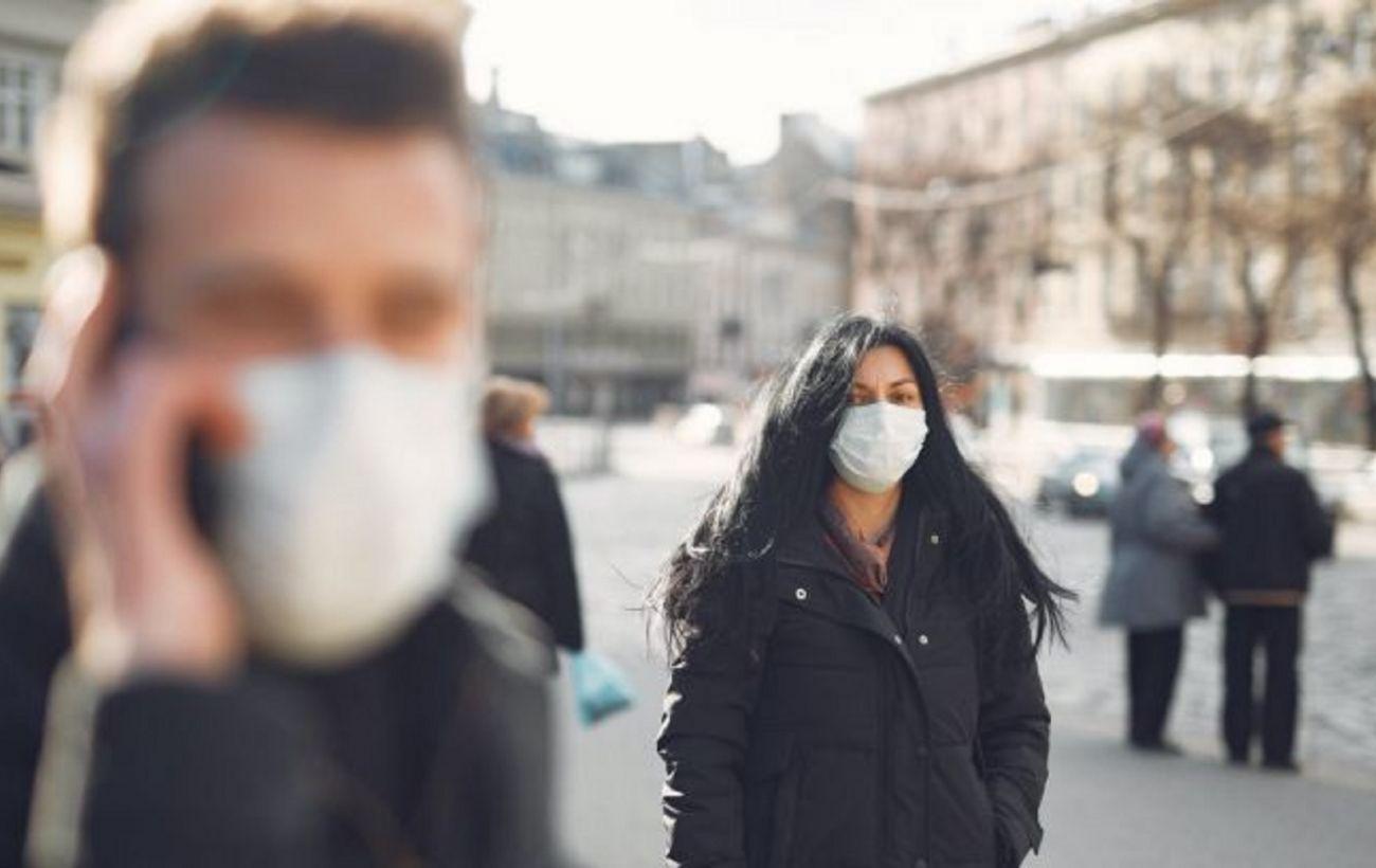 Відзавтра порушників карантину шукатимуть на рівненських базарах та кафе