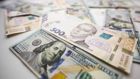 Члени НКРЕКУ виписали собі премії в розмірі 50% окладу Члени НКРЕКУ виписали собі премії в розмірі 50% окладу