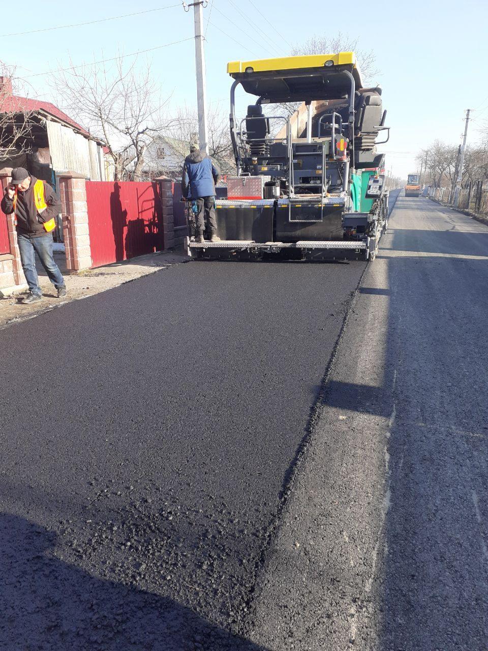 На Рівненщині відремонтували вже другу місцеву дорогу. Цього разу – у Бабинській громаді