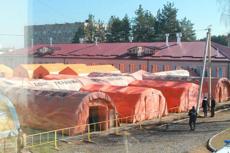 В Хмельницькій області розгорнуто пересувний медичний госпіталь (ВІДЕО) В Хмельницькій області розгорнуто пересувний медичний госпіталь (ВІДЕО)