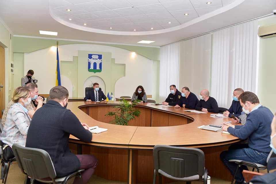 У Рівному триває боротьба з паліями сухої трави та рослинних залишків