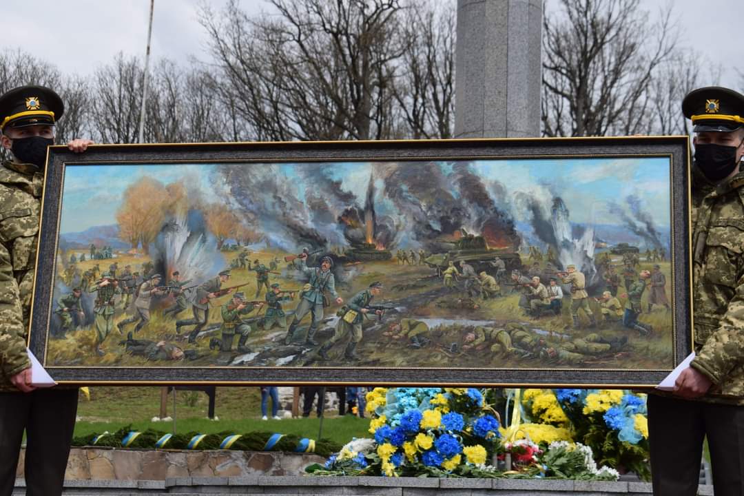 Здолбунівський краєзнавчий музей отримав у подарунок унікальну картину від київських художників  Здолбунівський краєзнавчий музей отримав у подарунок унікальну картину від київських художників