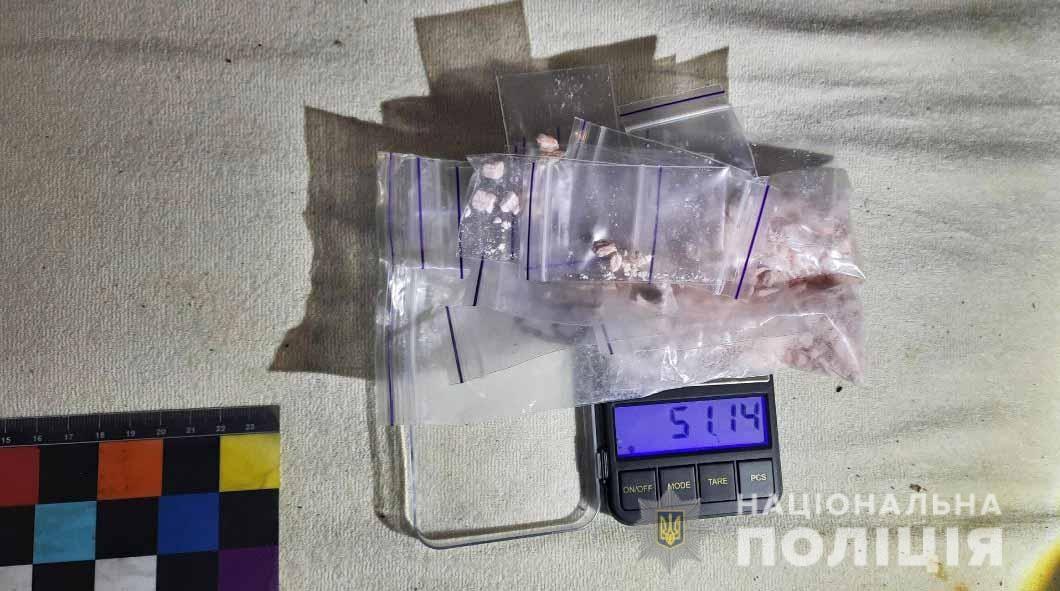 У Рівному поліцейські вилучили наркотиків на майже 200 тисяч гривень
