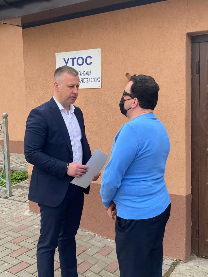 У гості до підопічних Рівненської обласної організації УТОС з великодніми дарунками завітали представники команди «Рівне Разом» У гості до підопічних Рівненської обласної організації УТОС з великодніми дарунками завітали представники команди «Рівне Разом»