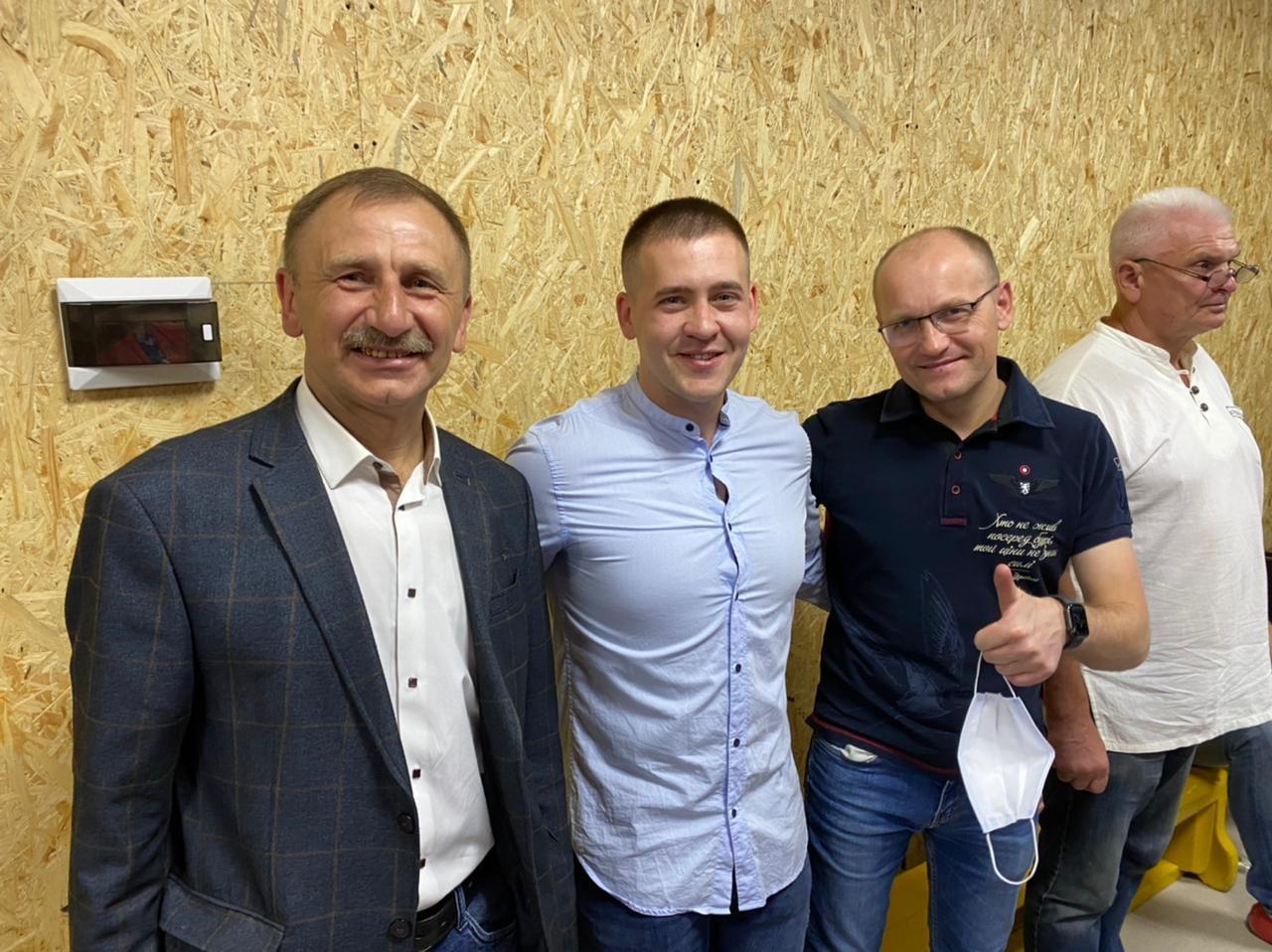 Новий спортивний клуб на Рівненщині відкрив чемпіон України з кікбоксингу