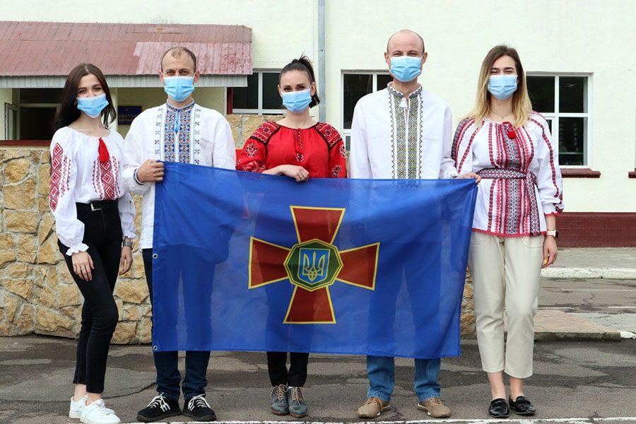 рівненські нацгвардійці змінили форму на вишиванку