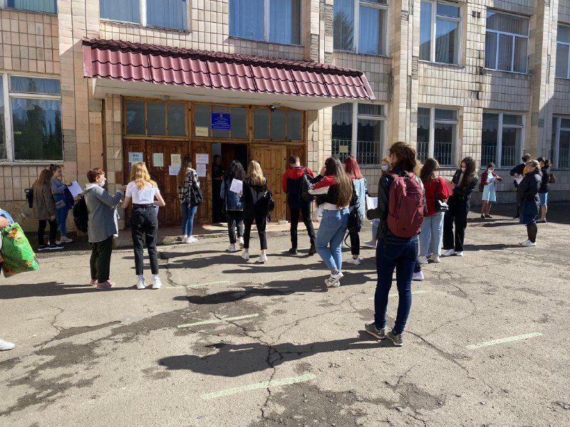 На тестування з іноземних мов у Рівненській області не прийшла половина зареєстрованих