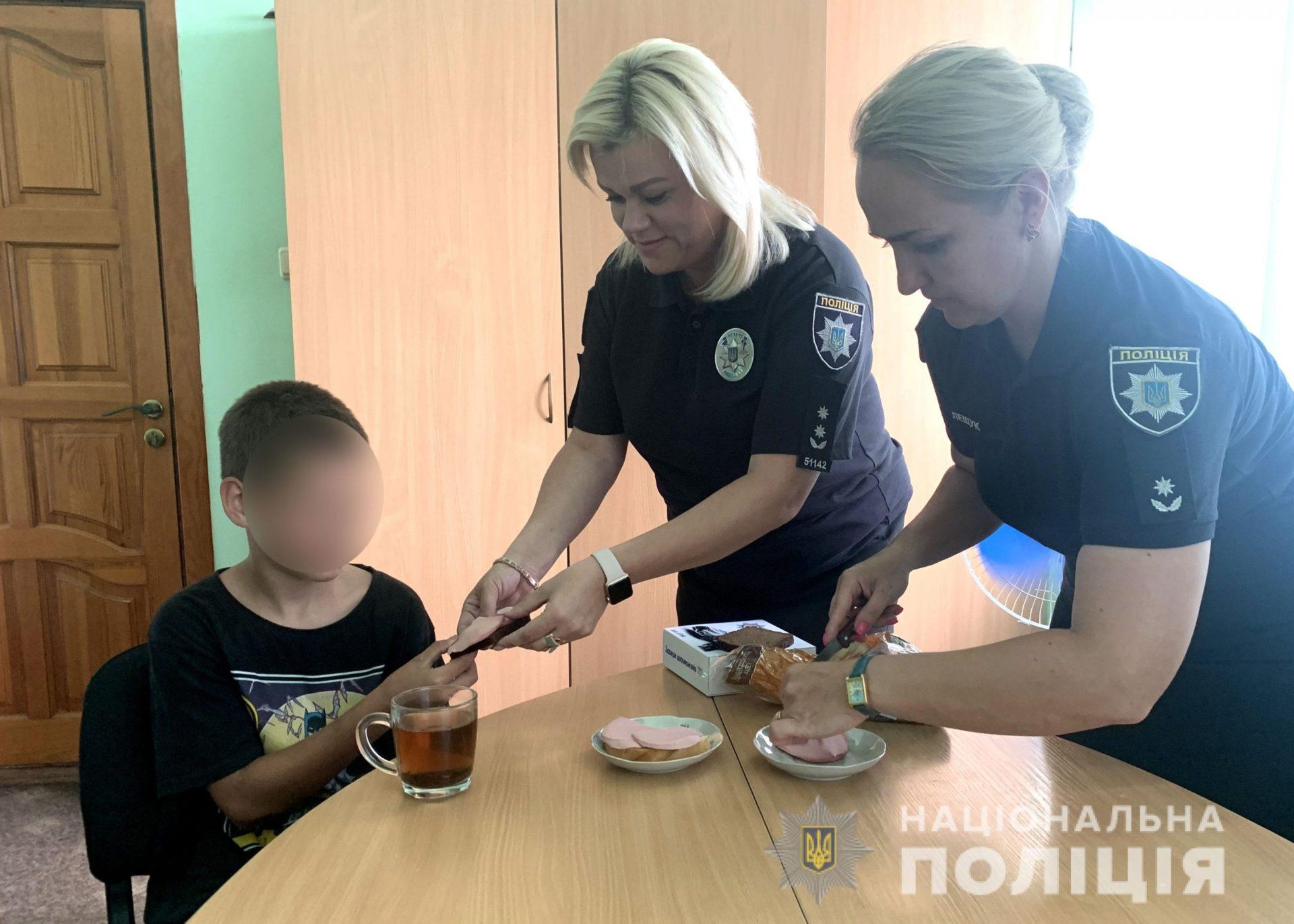 Поліцейські Рівненщини за пів доби розшукали малолітнього