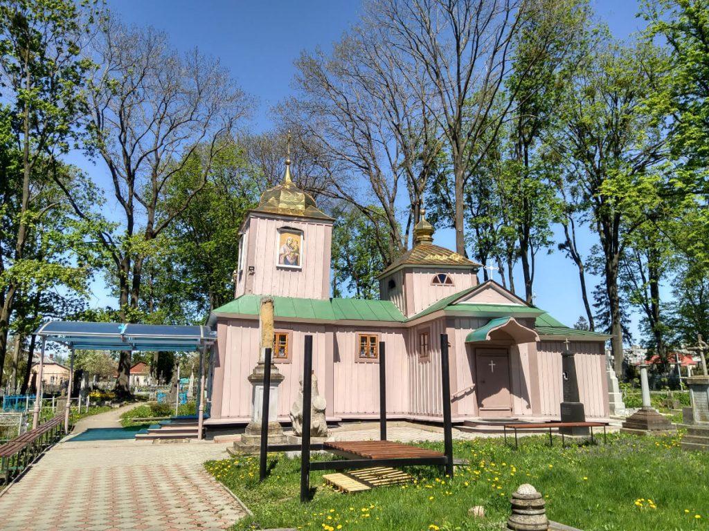 При яких карантинних умовах на Рівненщині проводять богослужіння