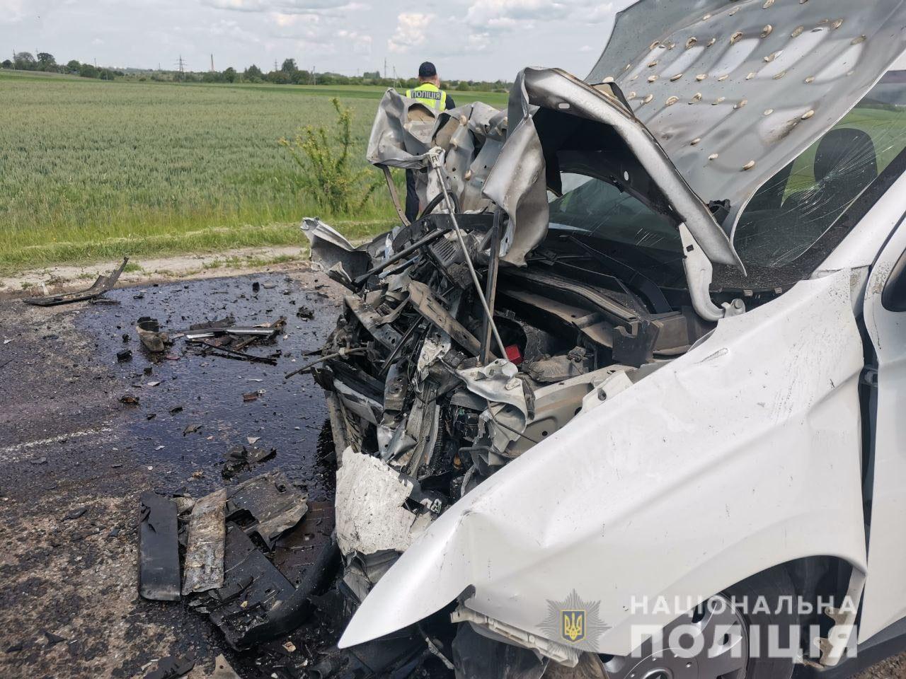 Смертельна автотроща: неподалік Колоденки на трасі знову загинули люди