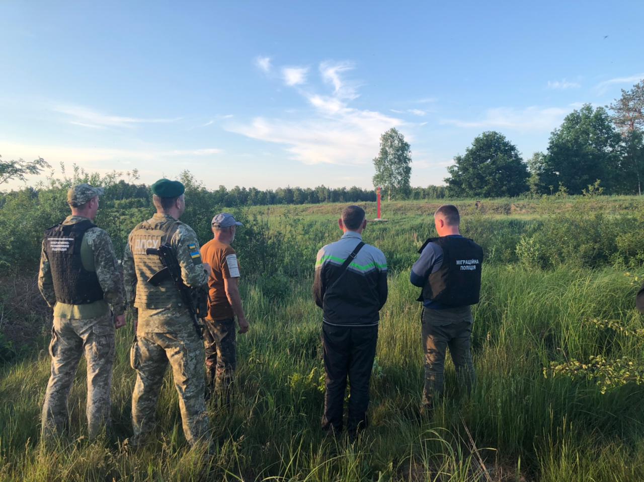 Жителя Рівненщини намагалися незаконно переправити до Білорусі