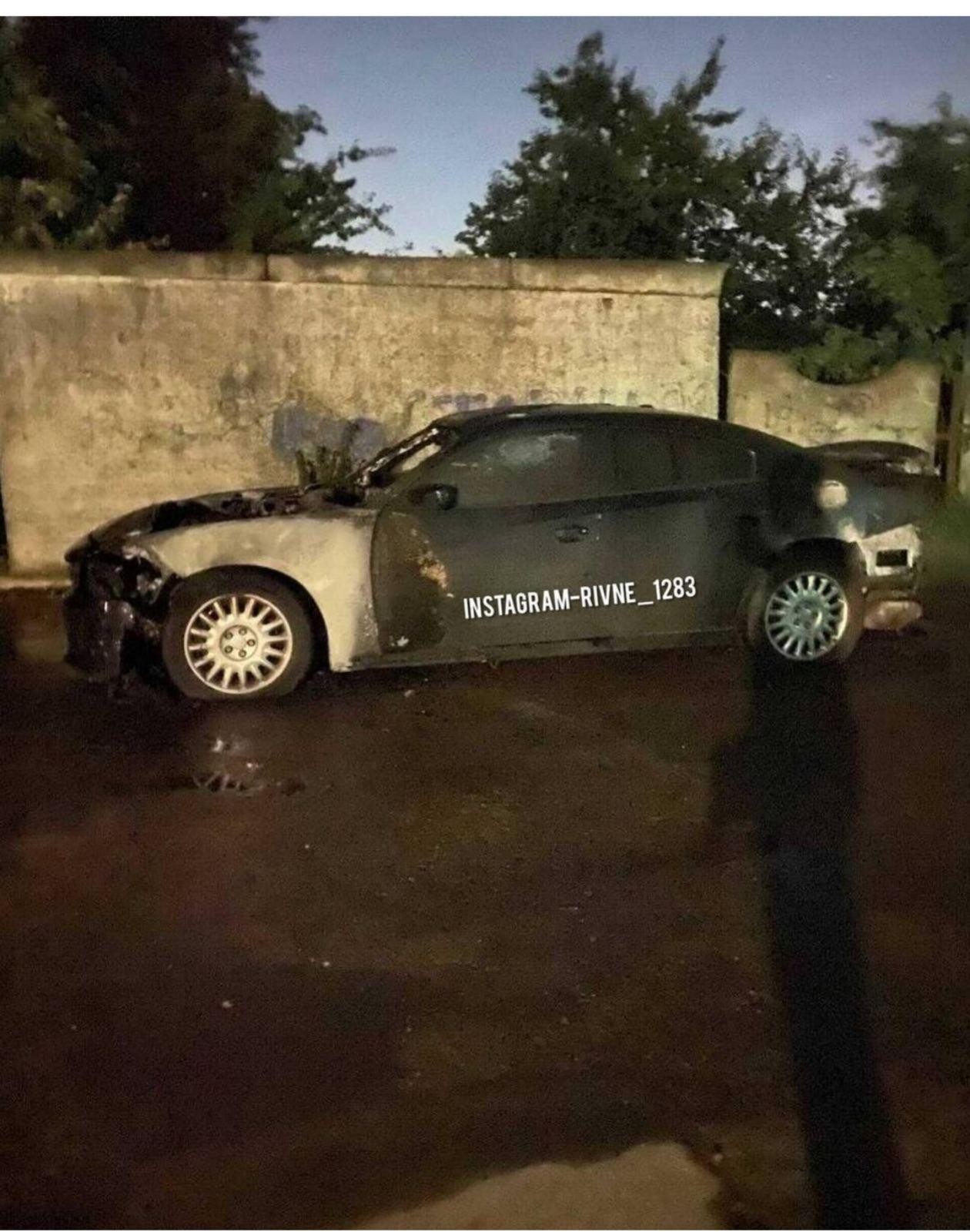 У Рівному знову горів автомобіль