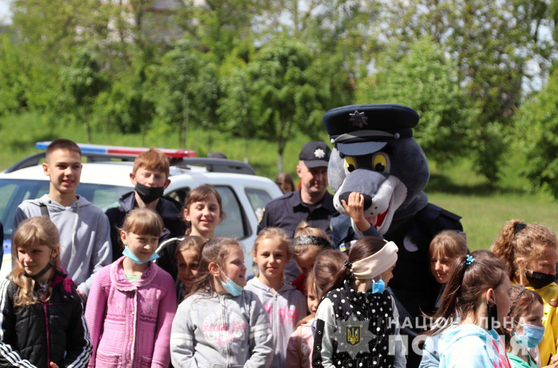Урок безпеки життєдіяльності ліцеїстам на Рівненщині провели поліцейські