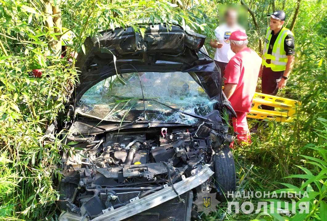 У ДТП на Дубенщині загинув водій та троє осіб постраждали