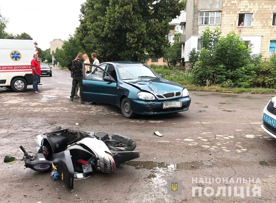 У Дубні двоє неповнолітніх на скутері внаслідок ДТП травмувалися