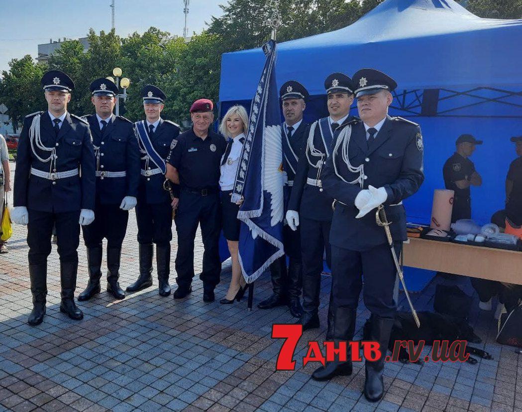 З нагоди шостої річниці Національної поліції  в Рівному написали пісню (ВІДЕО)