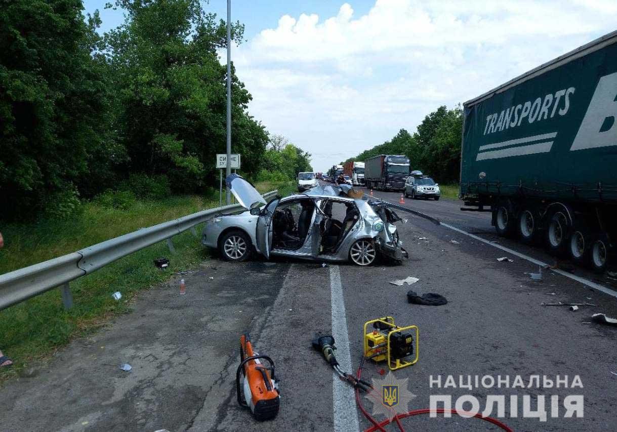 Водію-іноземцю за спричинення смертельної ДТП на Дубенщині загрожує до 10 років