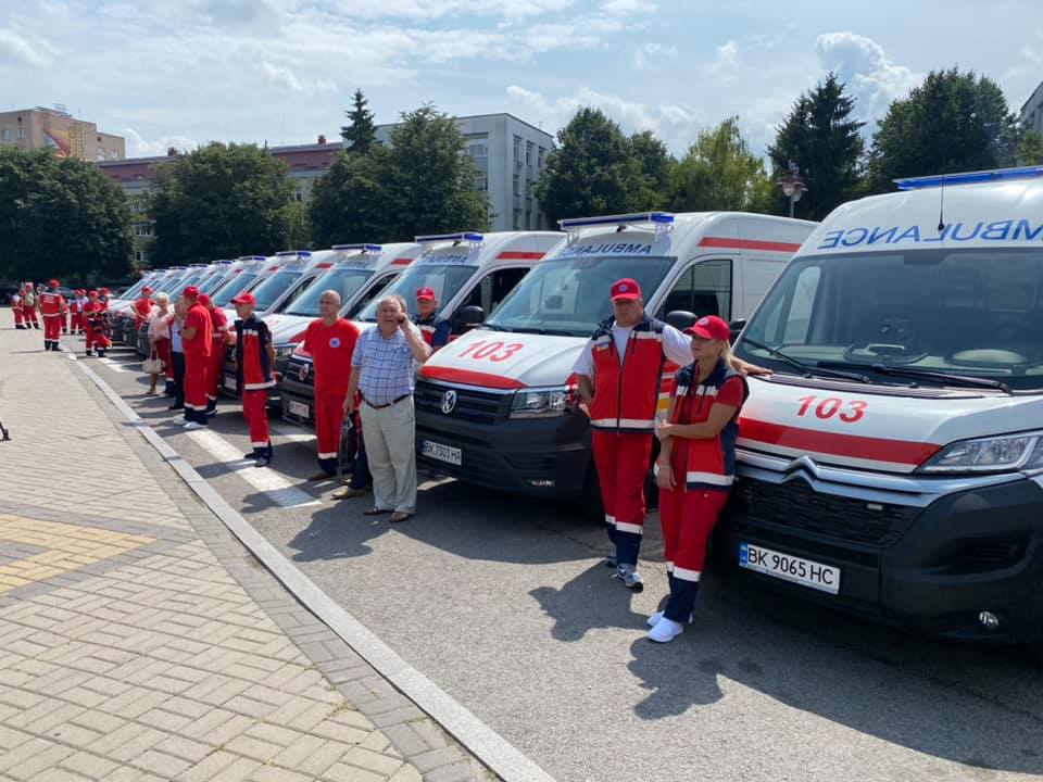 Медики Рівненщини отримали 18 нових швидких
