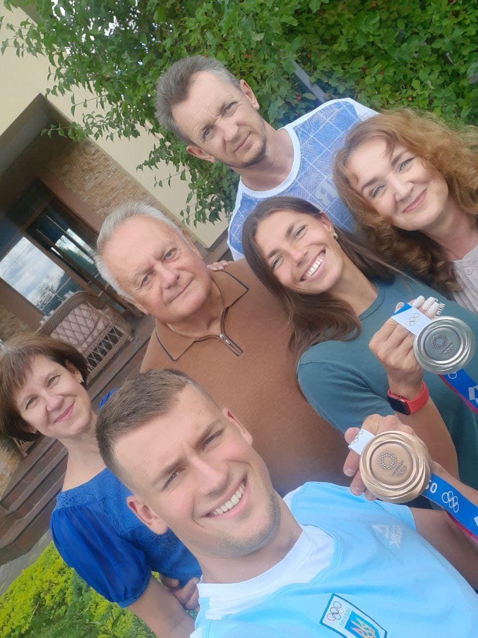 Віце-чемпіон Олімпіади-2020 завітав до екс-голови Рівного
