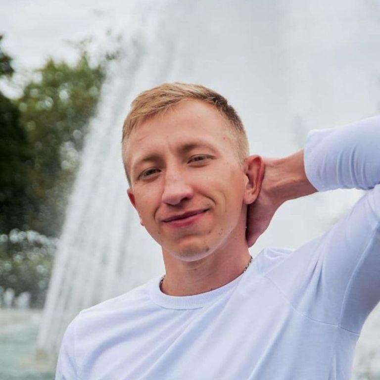 Зниклого очільника «Білоруського дому в Україні» знайшли повішеним у парку Києва