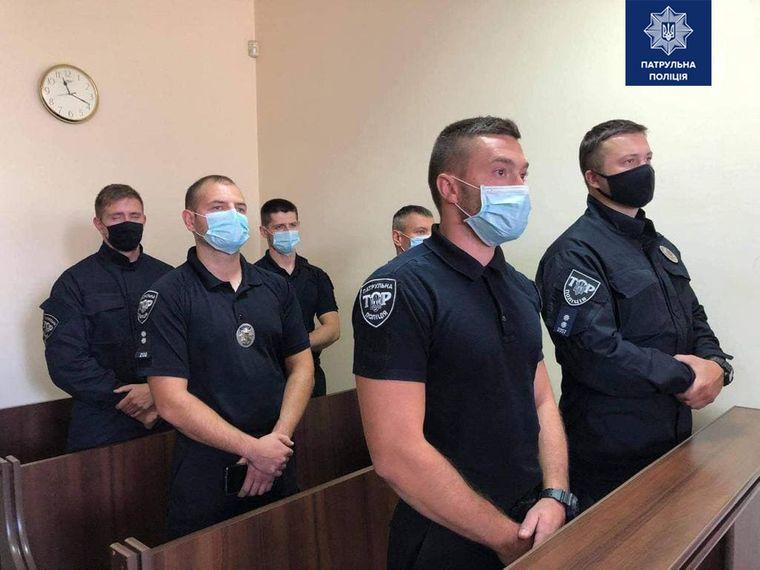 Поліцейських через смерть чоловіка засудили на 8 років