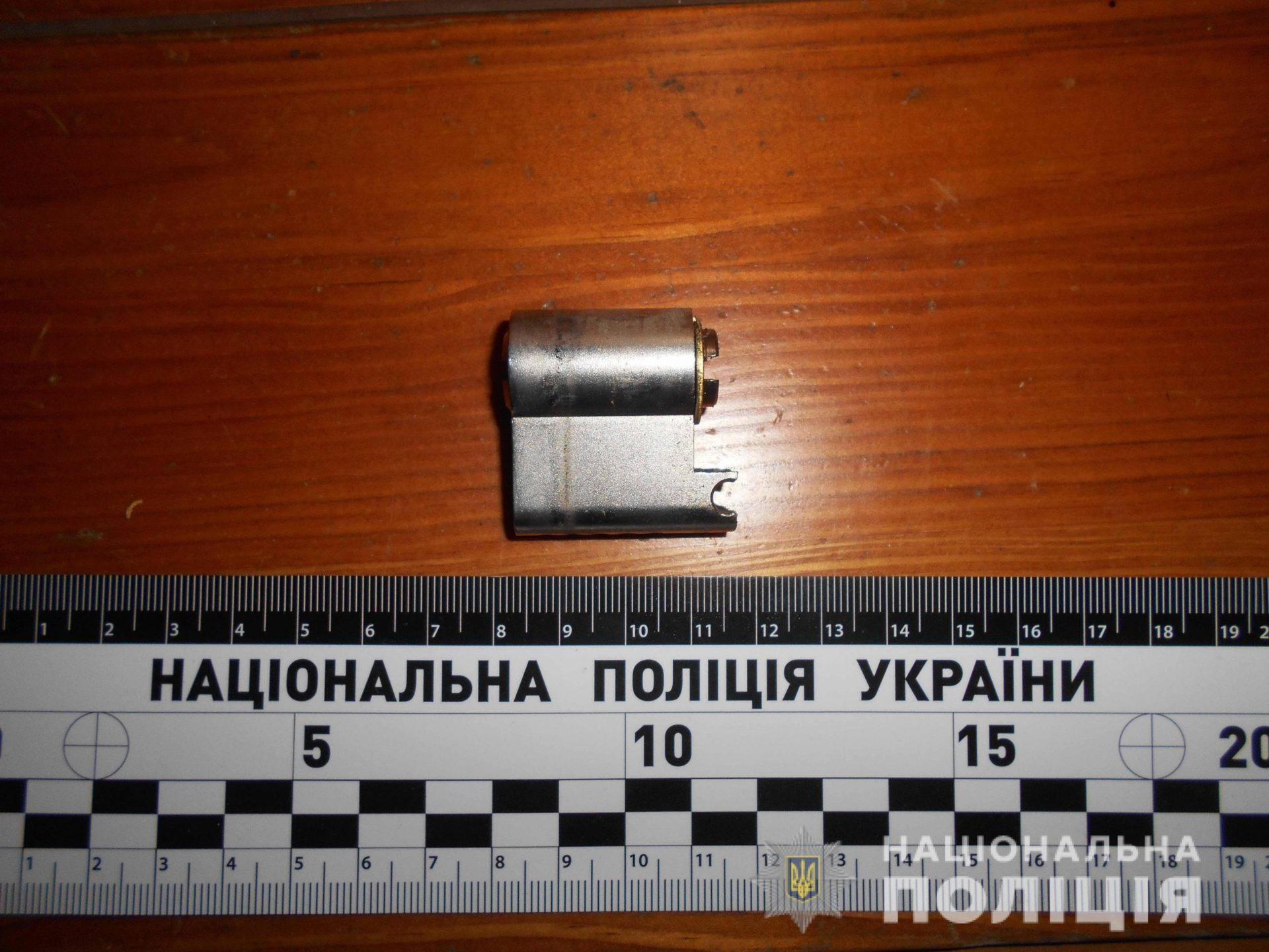 Завдяки сусідці рівненські поліцейські затримали «квартирника»