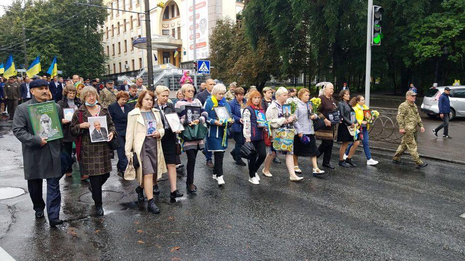 У Рівному стартувала святкова хода до Дня Незалежності України