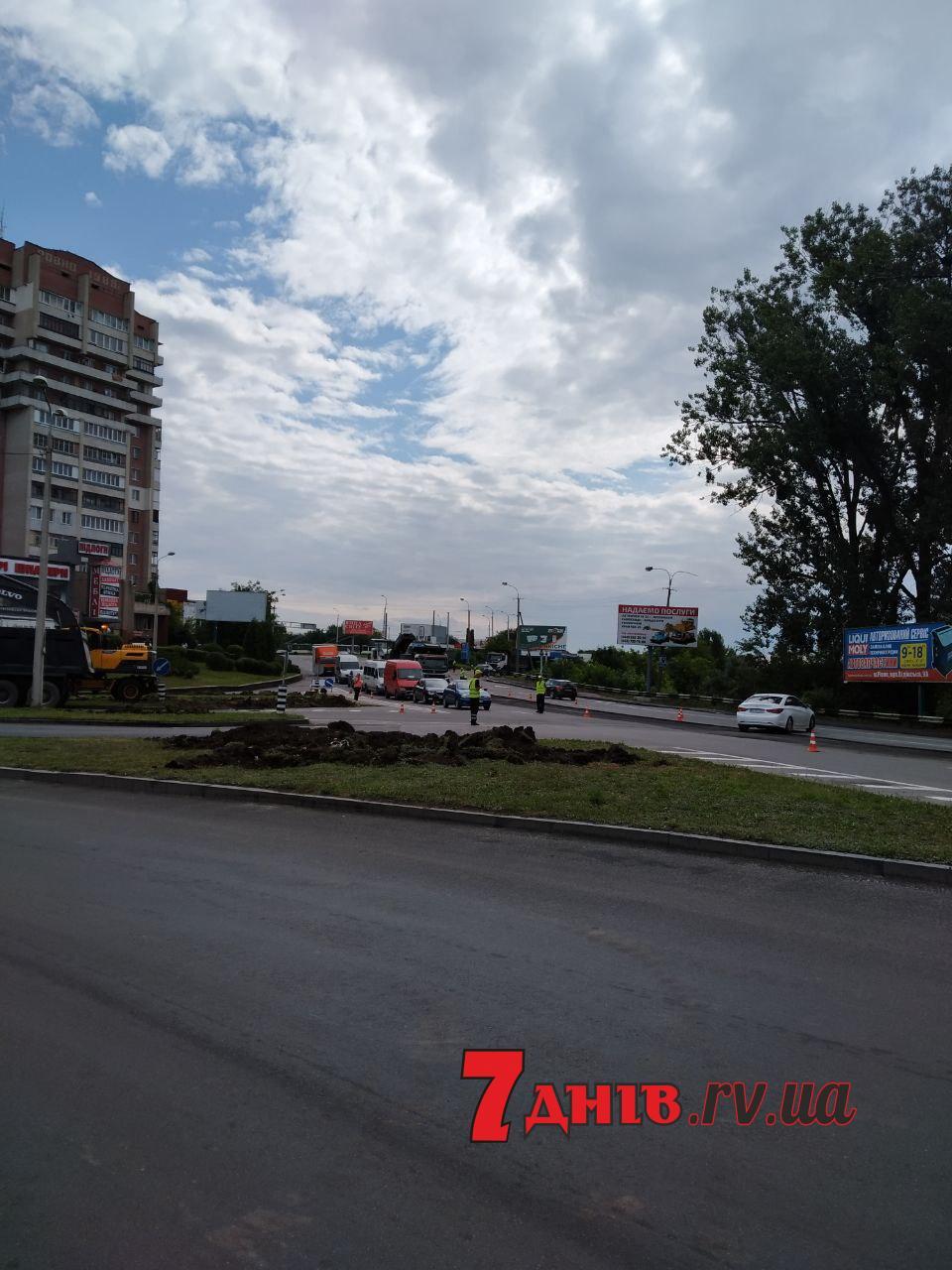 Автокільце на Макарова у Рівному обіцяють збудувати за три місяці (фото)