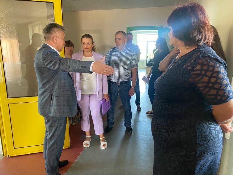 До нової школи в новому навчальному році підуть діти Клеванської громади