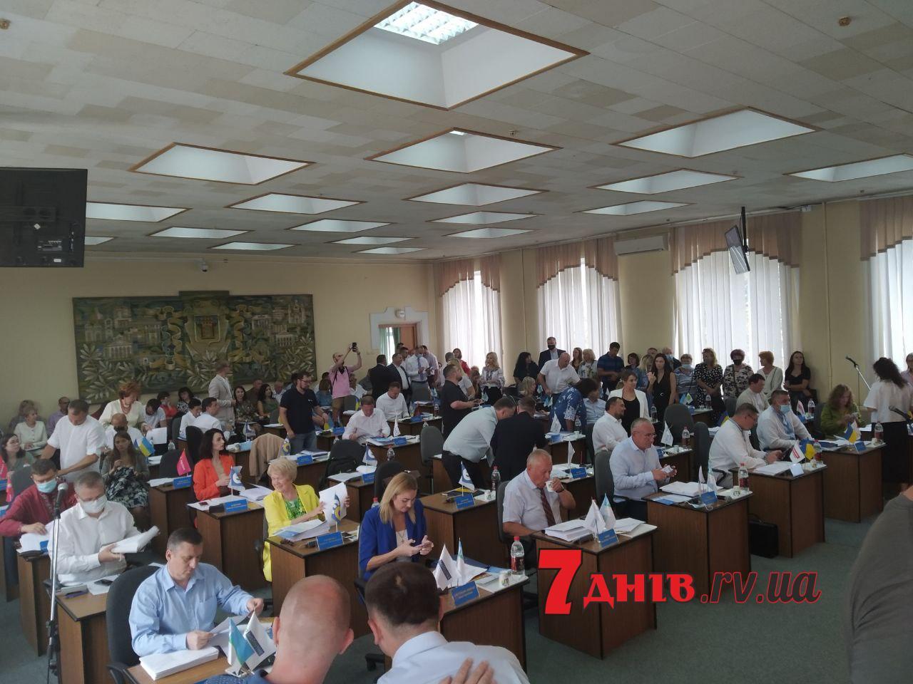 Рівнерада затвердила інвестиційну програму Рівнетеплоенерго на майже 19 мільйонів гривень