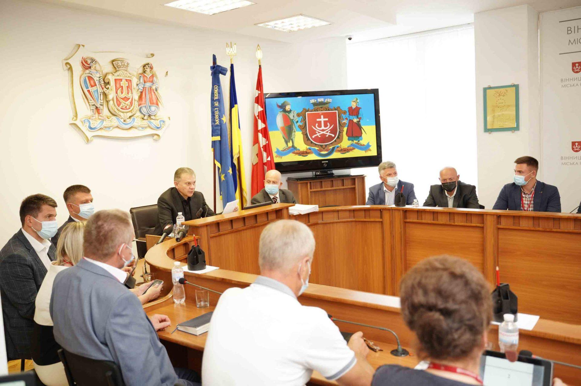 Автомобіль за вакцинацію пропонують українцям