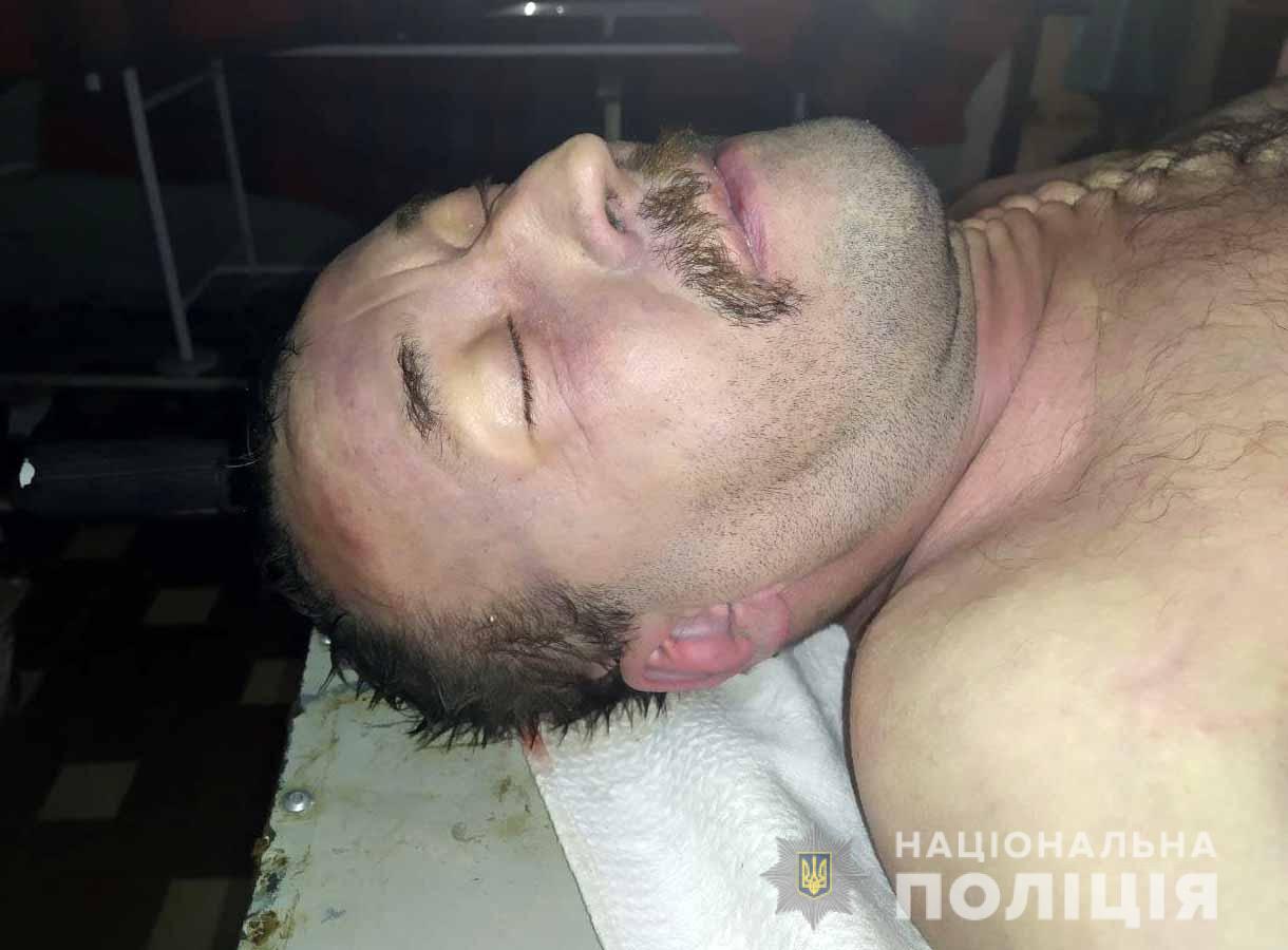 Поліція просить упізнати особу загиблого у Рівному чоловіка