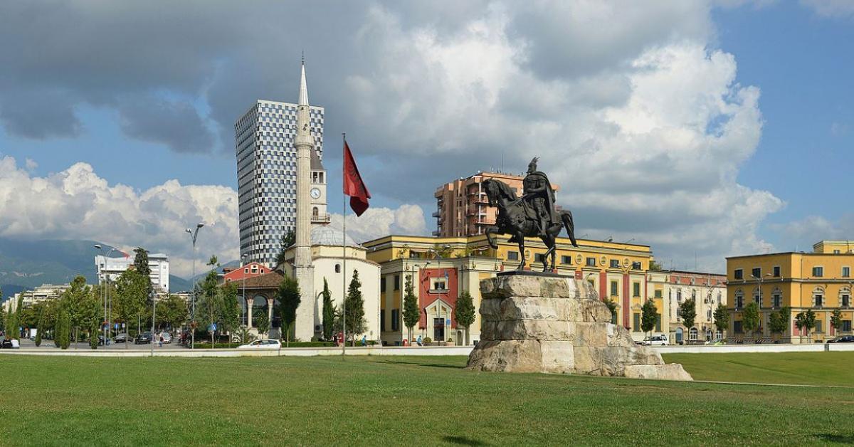 В Албанії сформували “жіночий” уряд