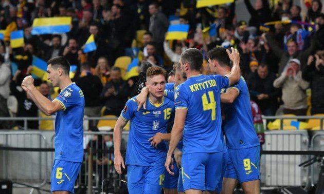 Чудова гра українських футболістів погіршила їх ситуацію