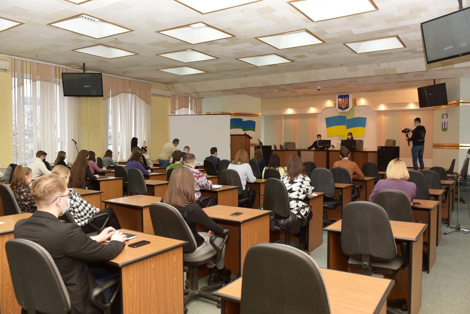 У молодіжній раді Рівного чекають на активних і креативних