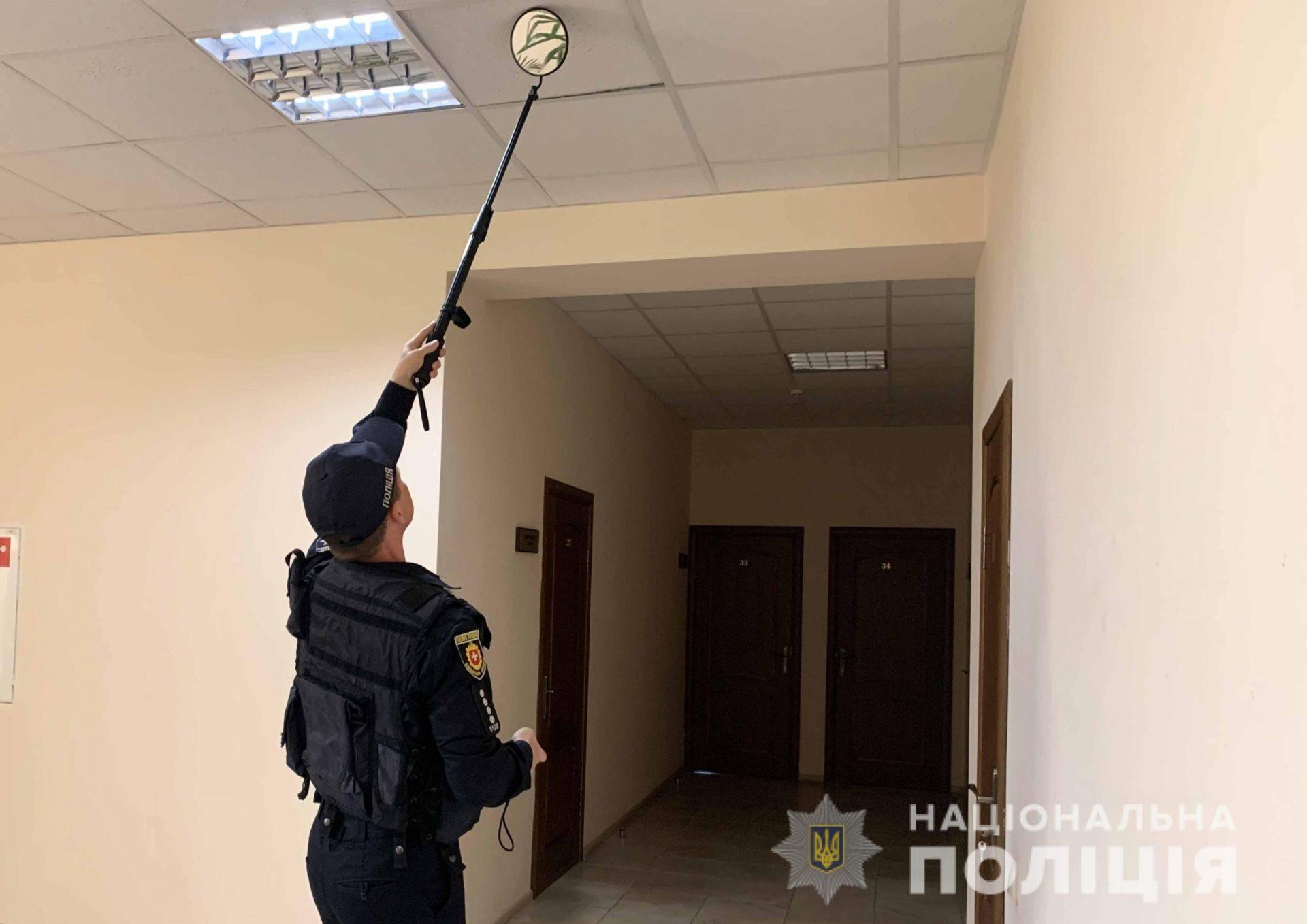 В Рівному повідомили про замінування Господарського суду