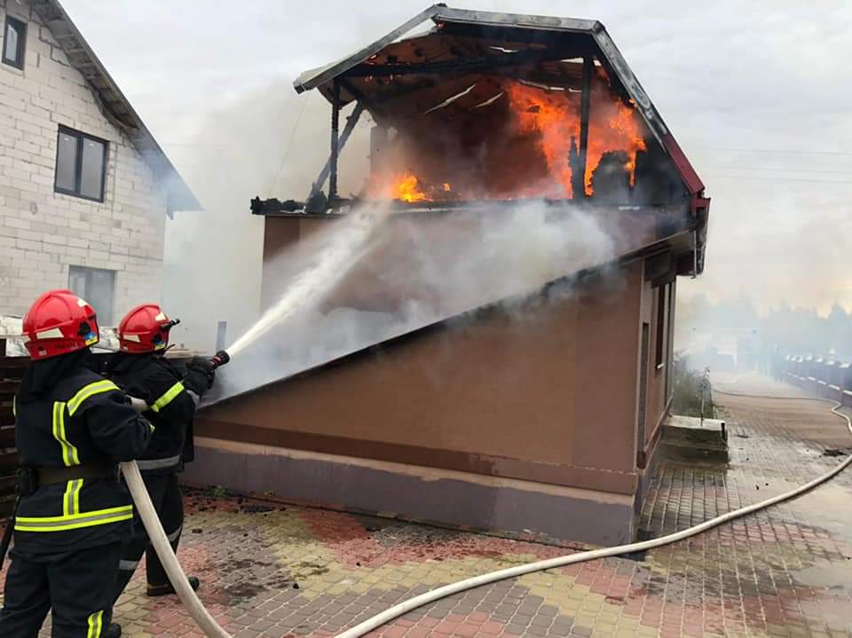 За минулу добу рятувальники Рівненщини 8 разів виїжджали на ліквідацію пожеж