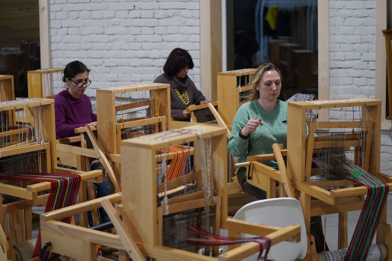 На платформі «Ладомирія» вже зібрано декілька десятків українських автентичних виробів (ВІДЕО)