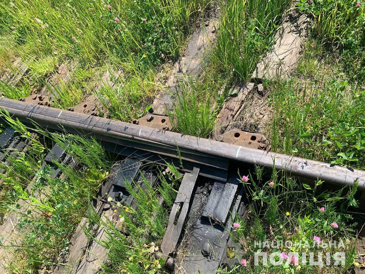 На Рівненщині зловмисник викрав конструкції залізничної колії