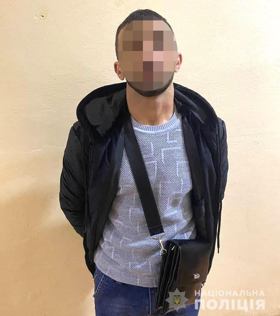 На Рівненщини затримали іноземця, який скоїв злочин у Львові