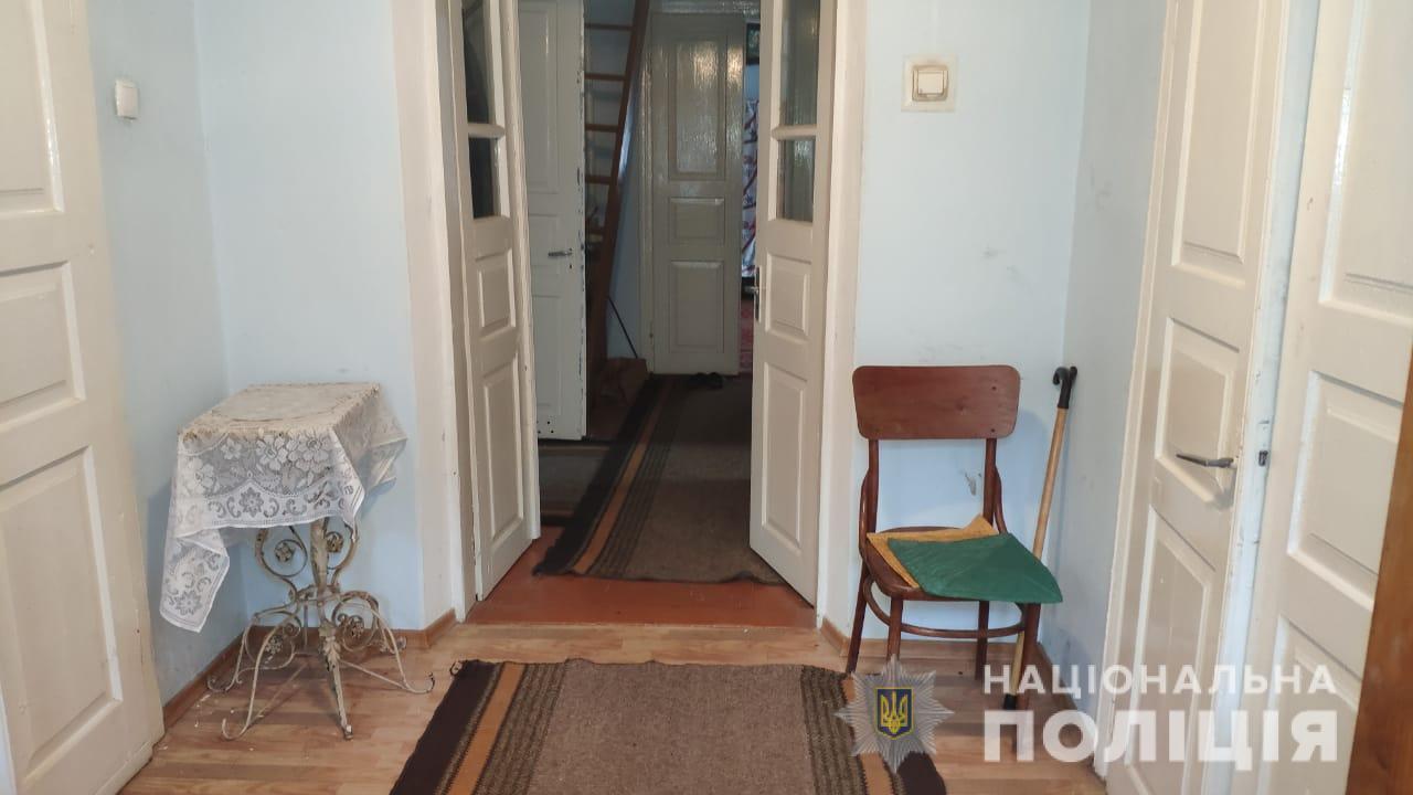 Тяжкий злочин розслідують дубенські поліцейські: батько від побоїв не вижив