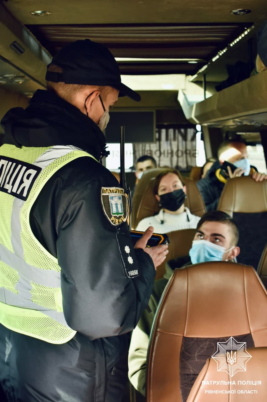 Нові правила пасажирських перевезень від поліції Рівного