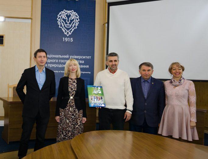 Безробітних у Рівному навчатимуть викладачі університету