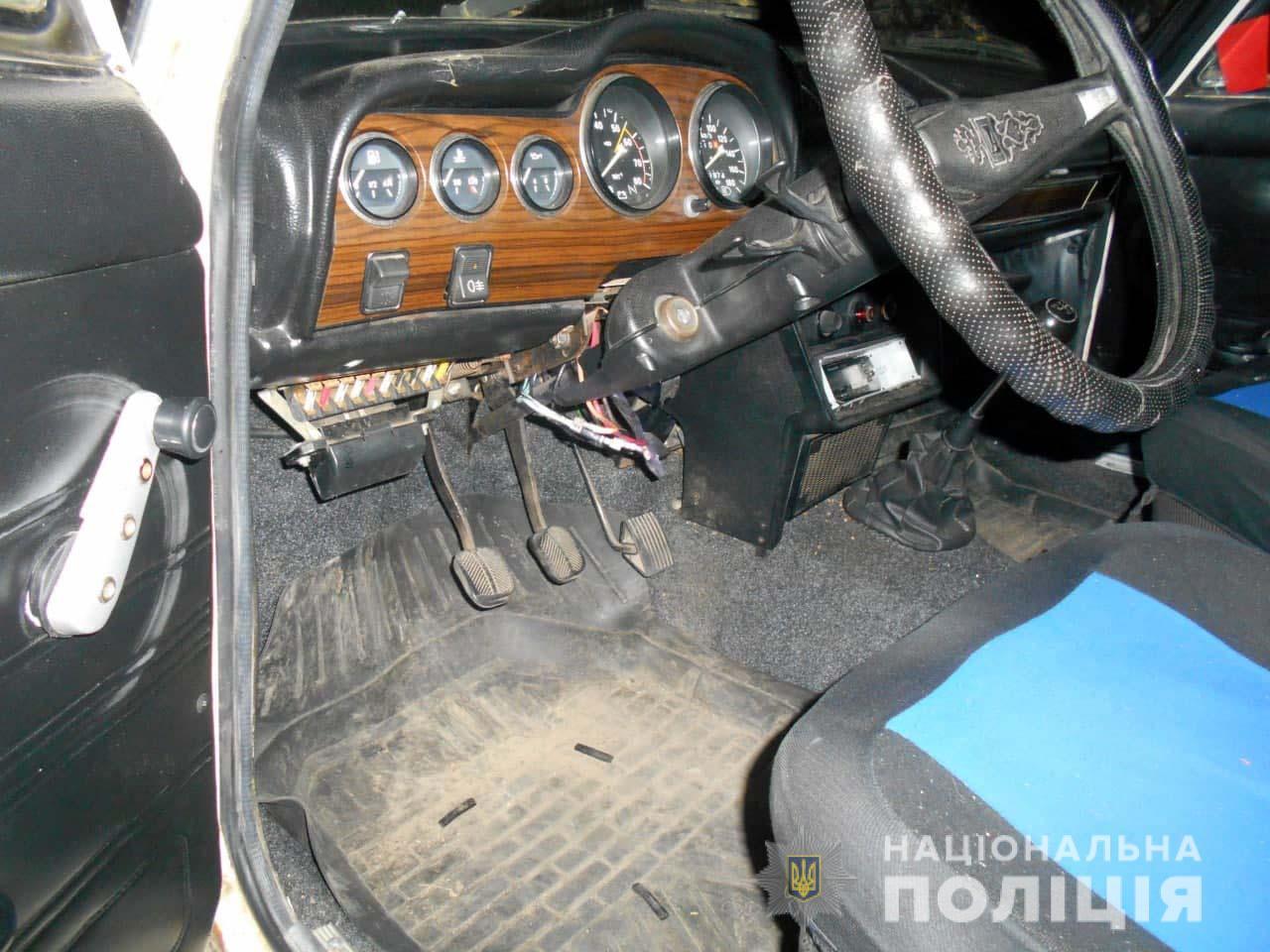 Рівнянина затримали за черговий угон і завдані тілесні ушкодження поліцейському